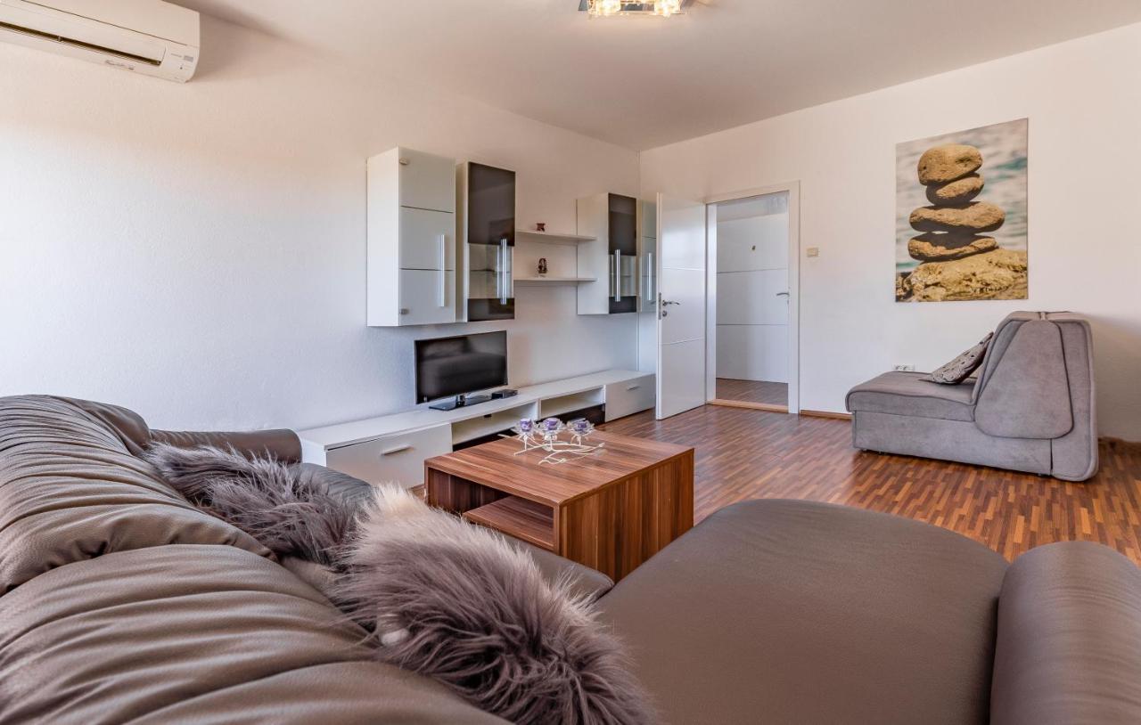 Rooms Giovanni Μεντουλίν Εξωτερικό φωτογραφία