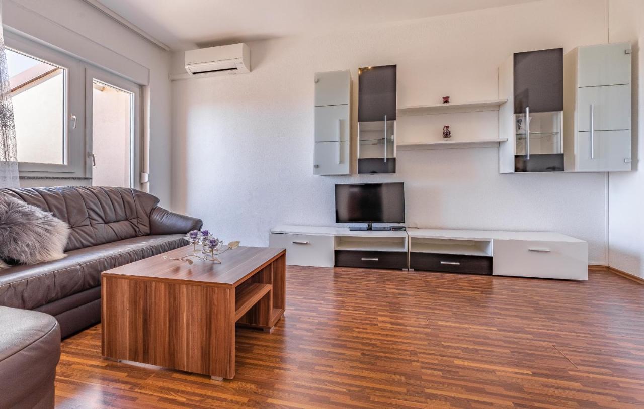 Rooms Giovanni Μεντουλίν Εξωτερικό φωτογραφία